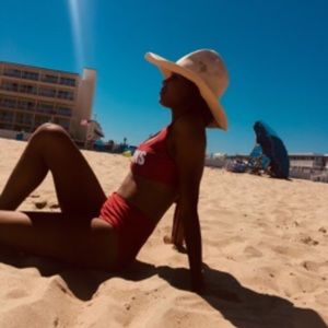 Meet your Posher, Natalie